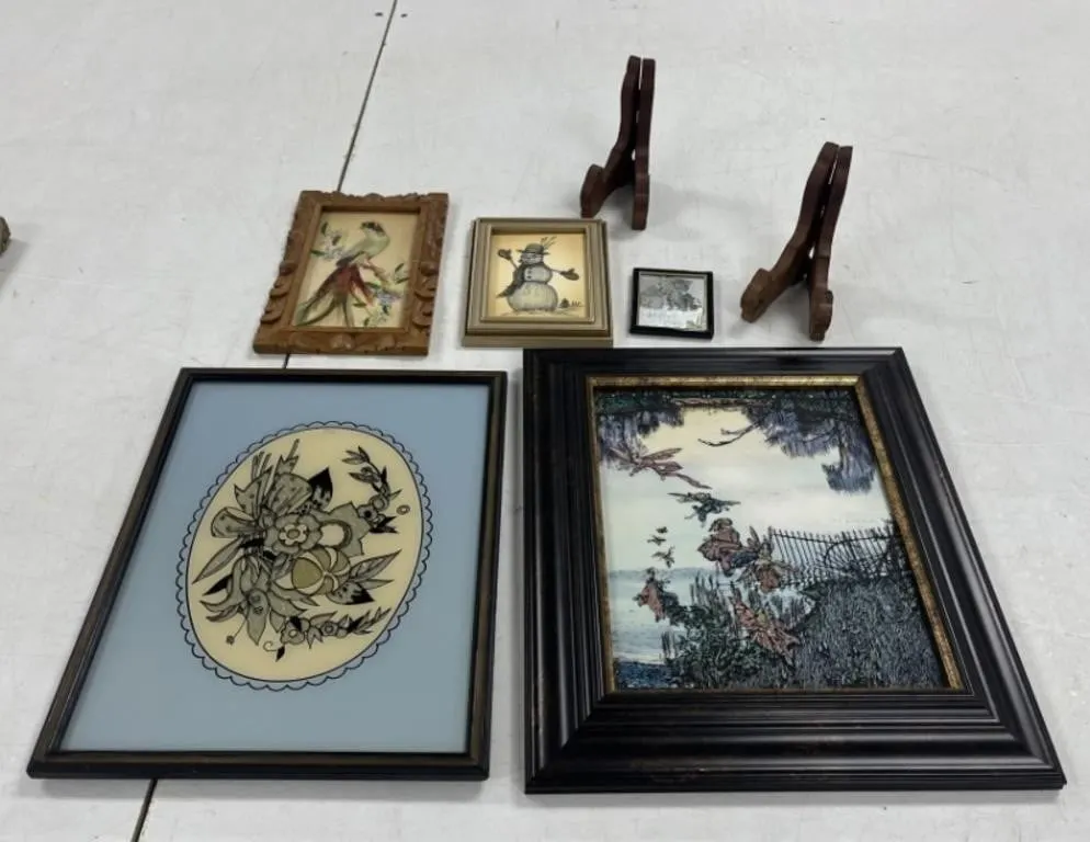 Framed Pictures & Decor