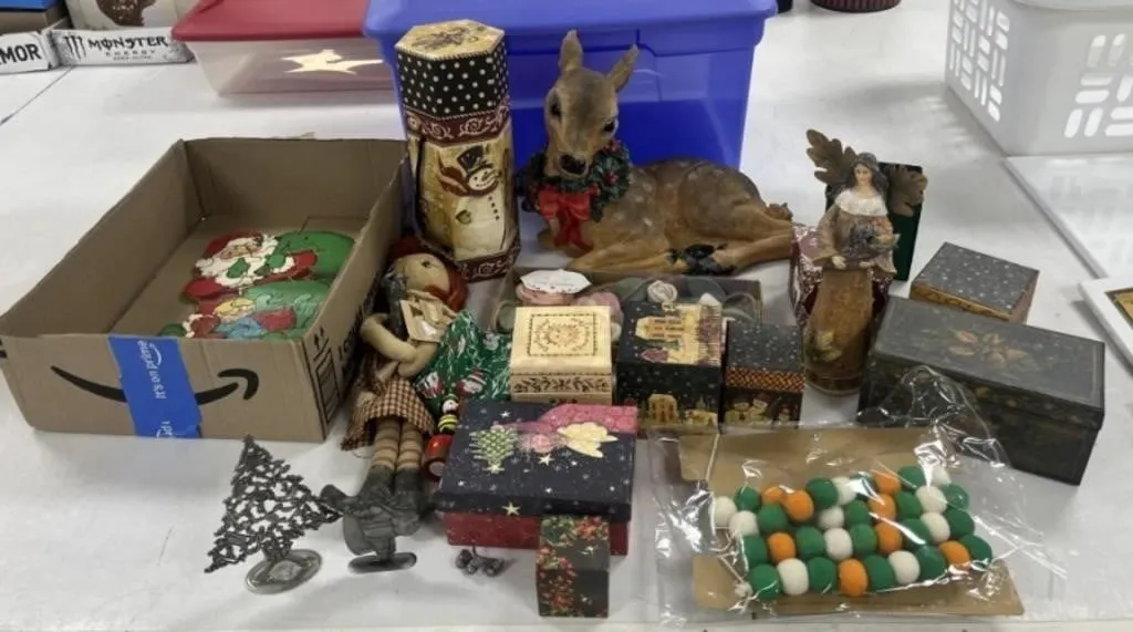 Large Lot of Christmas Decor