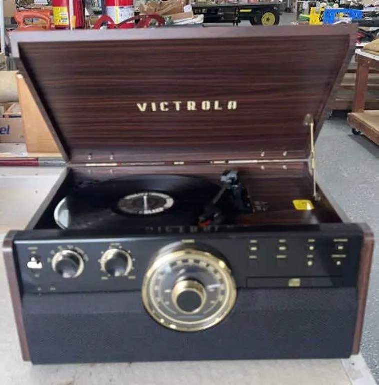 Victrola Stereo System