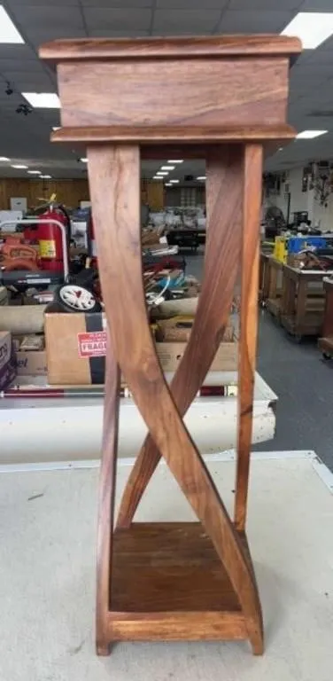 Solid Oak Fern Stand Tiki Style