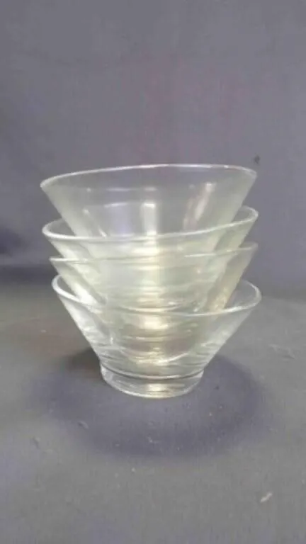 4 Vintage Pyrex Clear Glass Dessert/Custard Cups
