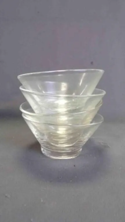 4 Vintage Pyrex Clear Glass Dessert/Custard Cups
