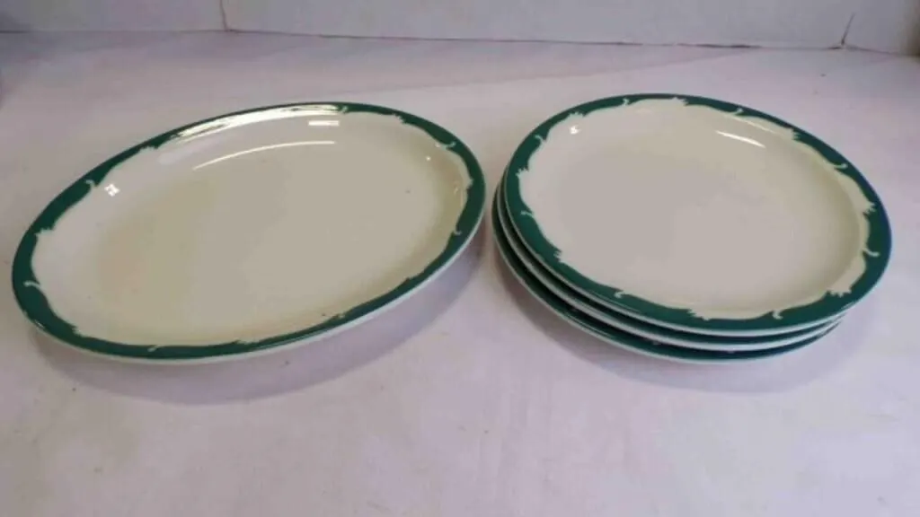 3 Vintage Plates/Platter in Wintergreen Pattern