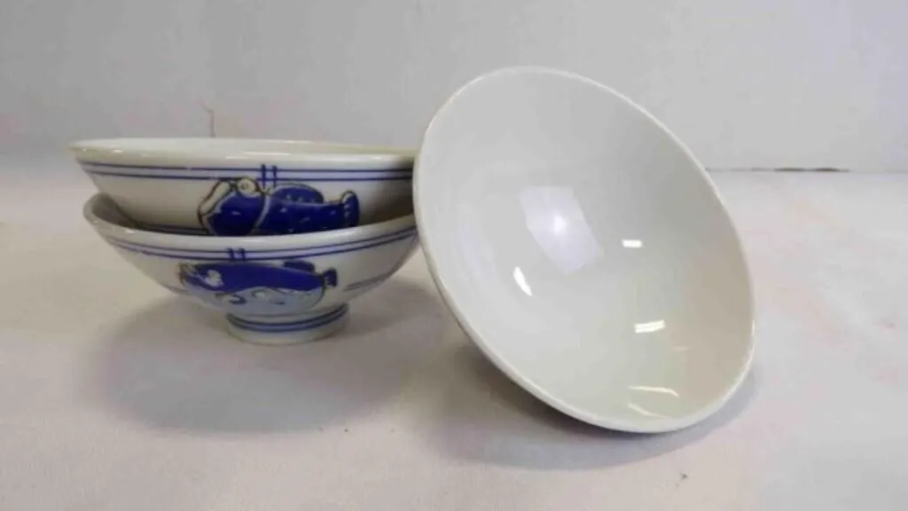 3 Vintage Japanese Porcelain Rice or Soup Bowls