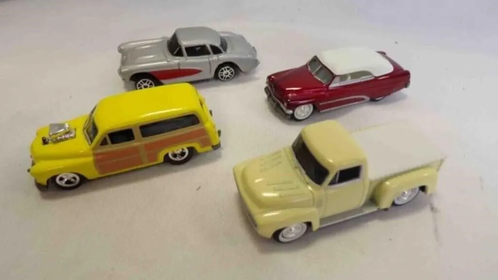 Die-Cast Johnny Lightning 1:64 Scale Model Cars