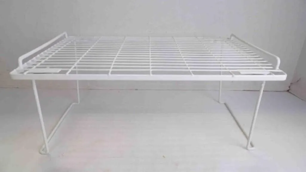 Pantry/Closet Folding Wire Shelf/Countertop Riser