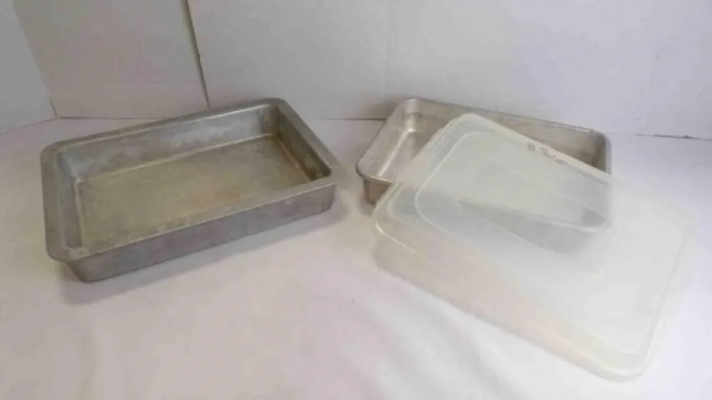 Vintage AirBake Aluminum Cake Pans w/Lid