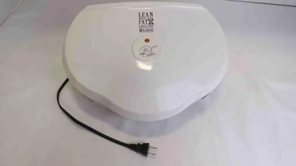 George Foreman Lean Grilling Machine - POWERS ON