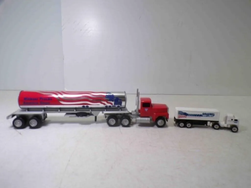 Die Cast Winross Patriotic Tanker Truck & Small