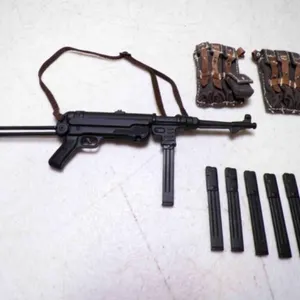 Miniature WWII Action Figure Accessory Set MP40