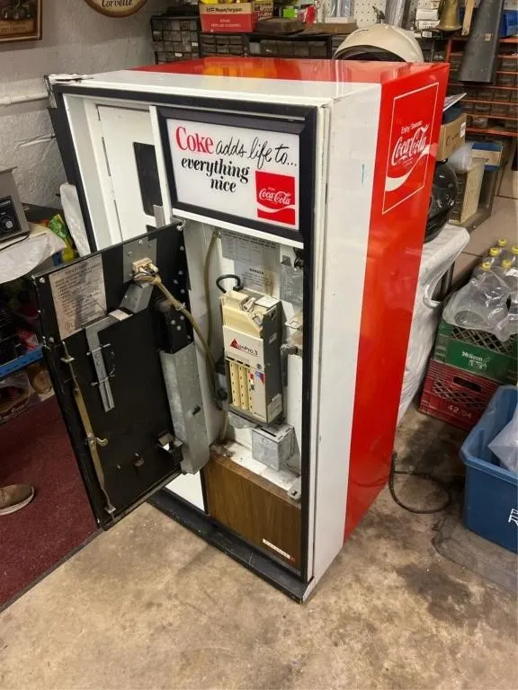 Vintage Coke machine