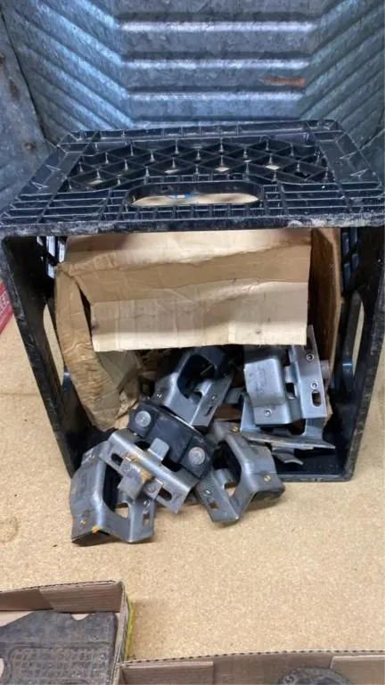 Galvanized Steel mounting brackets