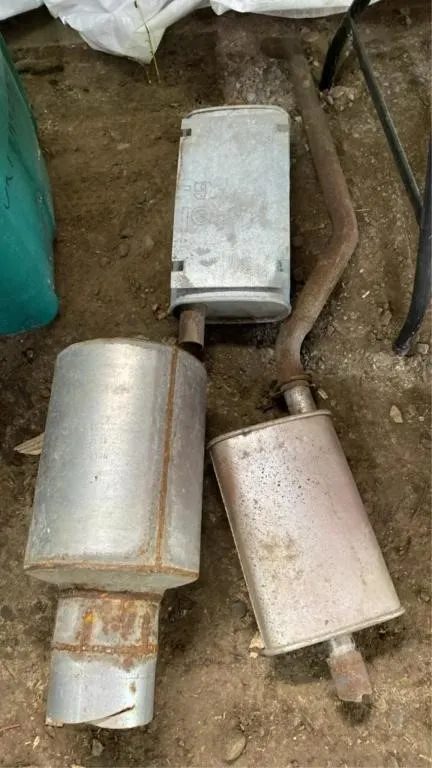 Vehicle mufflers