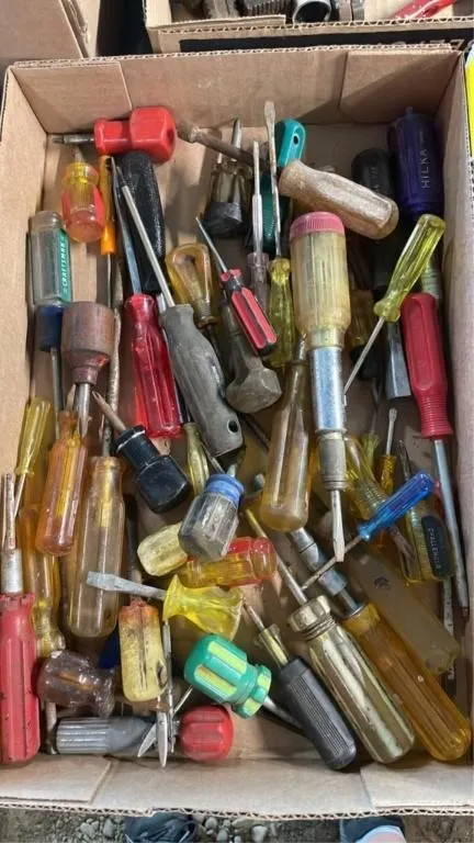 Box of screwdrivers