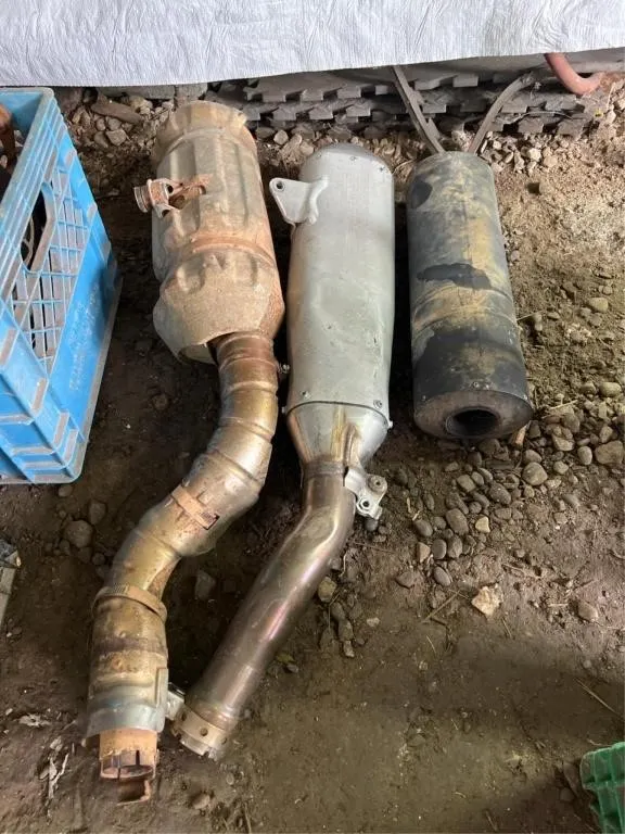 Off-road mufflers