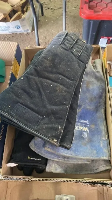 Work and welding gloves