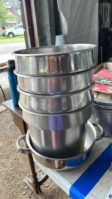 4 Stainless steel buckets and pot