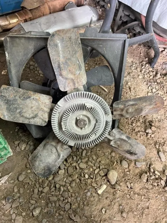 Clutch fan and electric fan