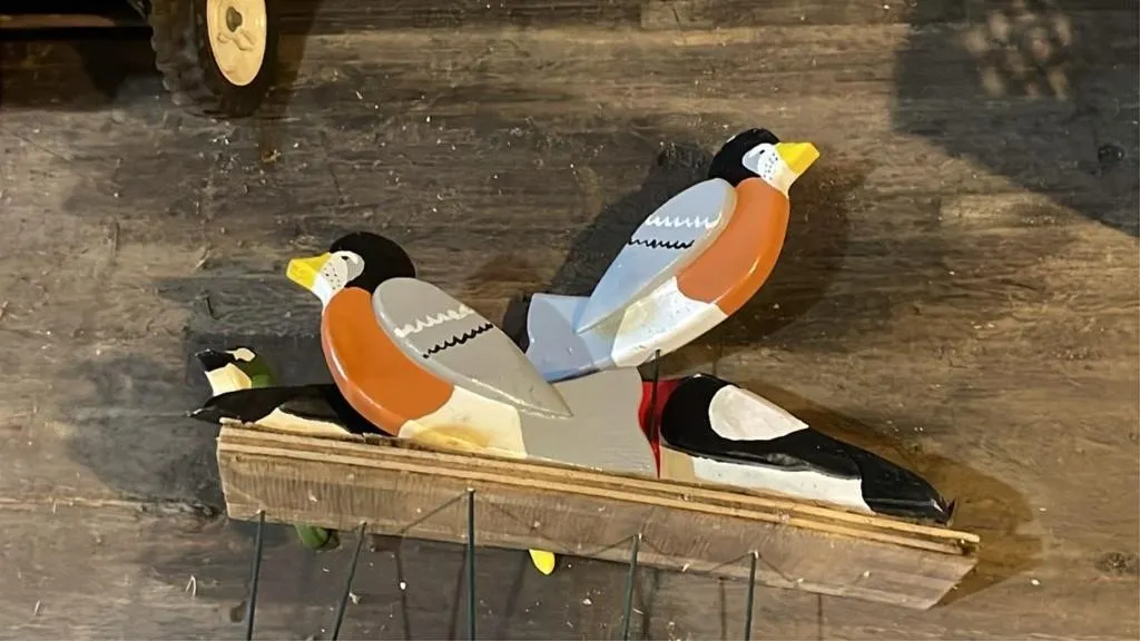 Wooden bird garden decor