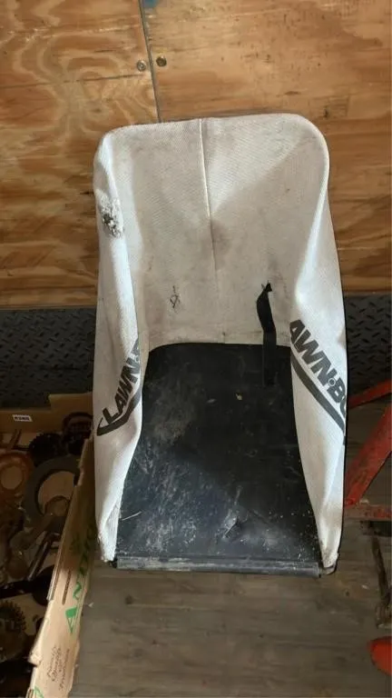 Lawn Boy cutting collection bag