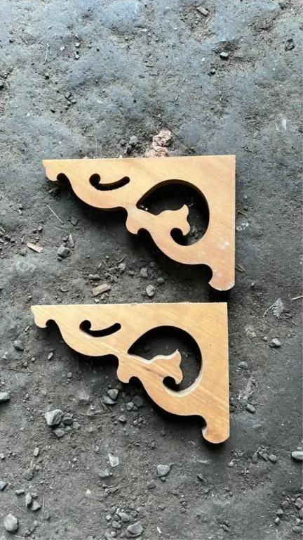 Pair of wooden shelf braces