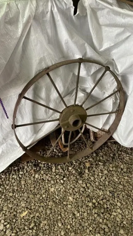 27in d vintage metal wheel