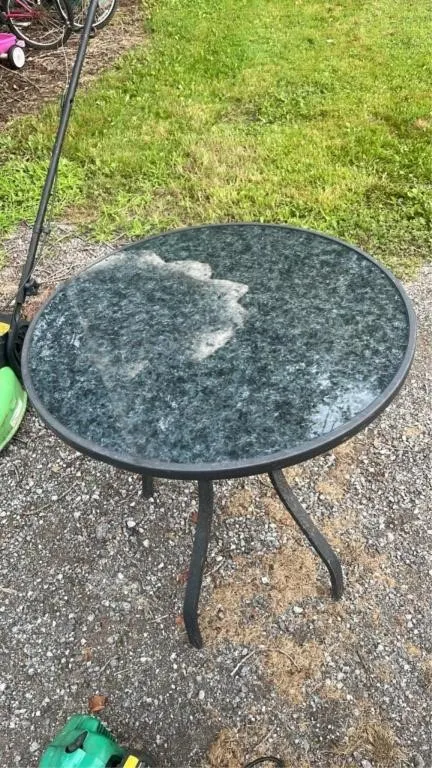 28in t x 27in d table