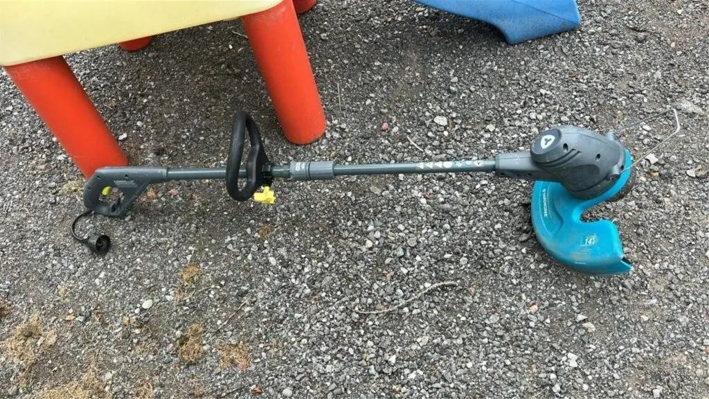 14in YardWorks corded weed whacker