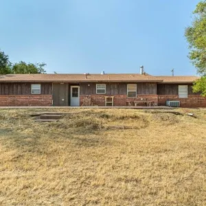 Three Bedroom, Two Bath Home For Sale  Arapaho, OK