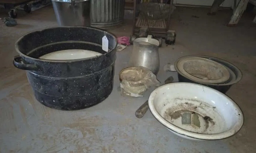 Enamelware Pots and Pans