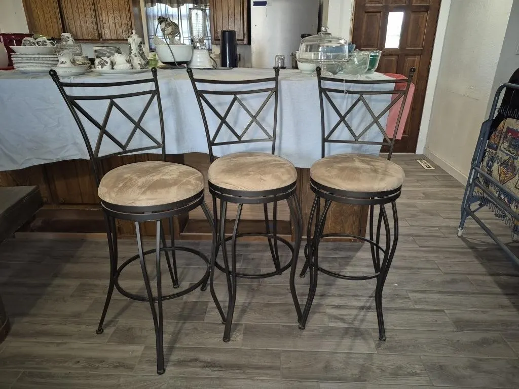 3 Swivel Bar Stools