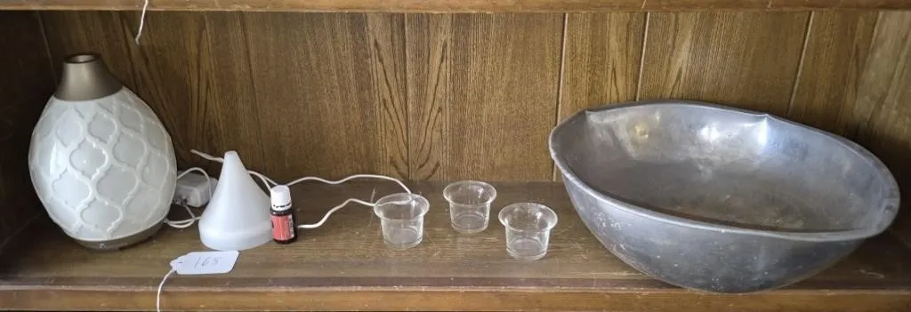 Home Decor Lot: Diffuser, Bowl, Glasses