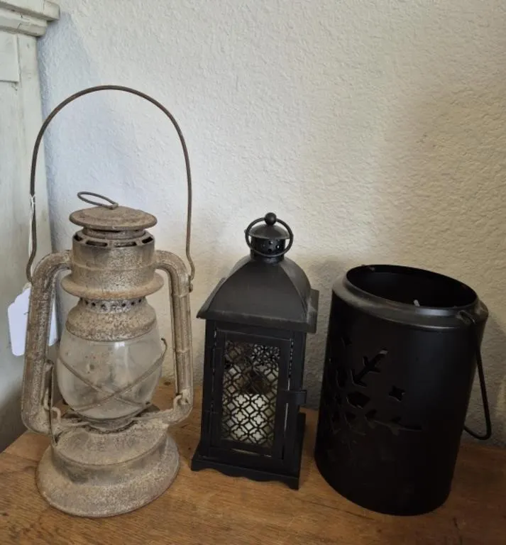 Dietz FItzall Lantern & Modern Lantern