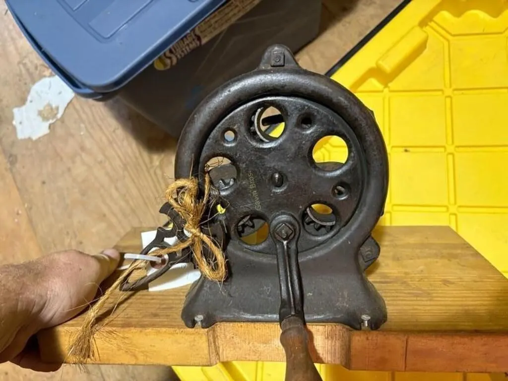 The New Era Rope Machine
