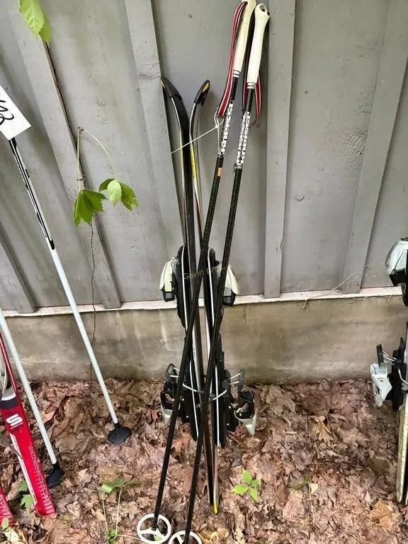 elan NRT Plate Skis & Kneissl Sticks