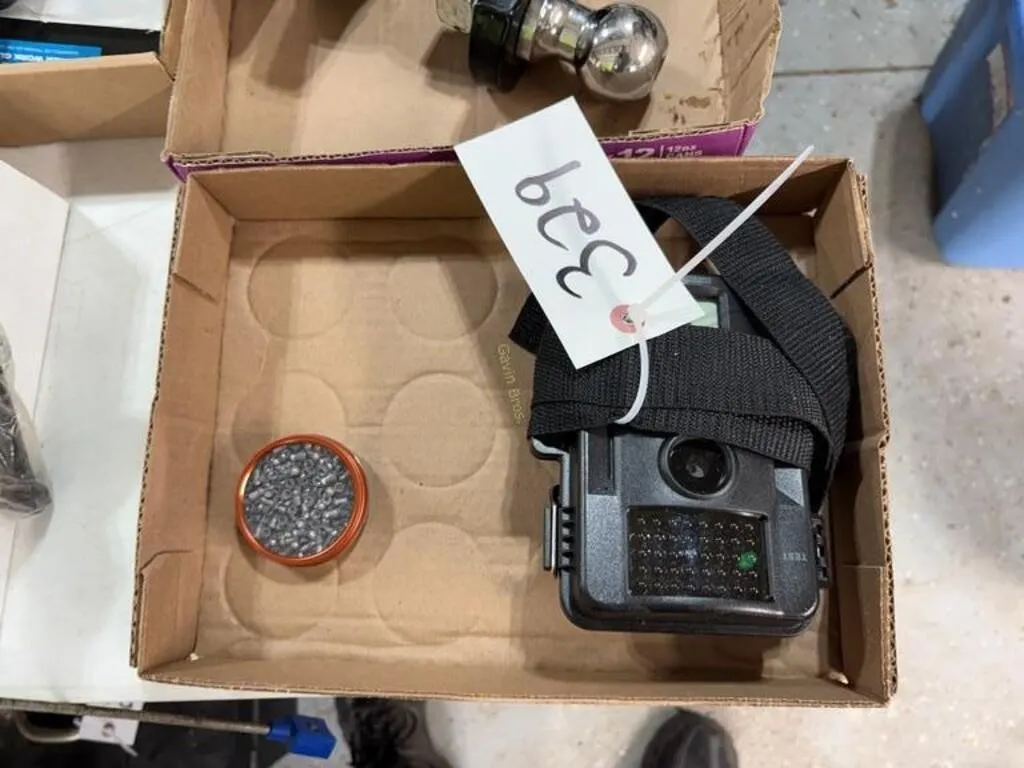 Trail Camera & Pellets