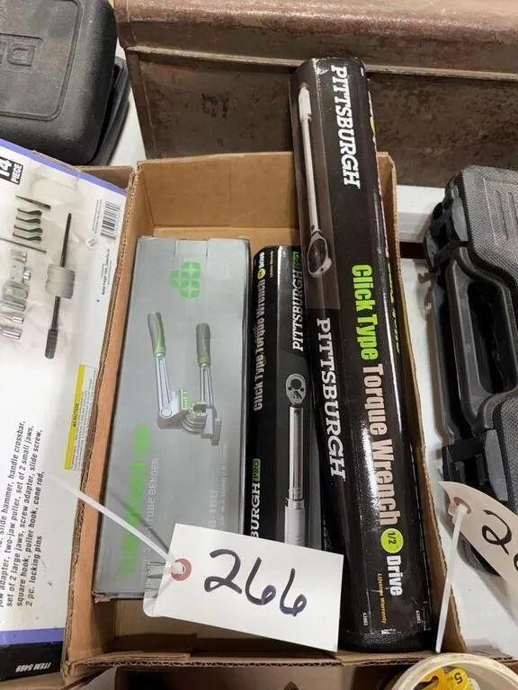 Pittsburgh 1/2" Torque Wrench & 1/4". Bender