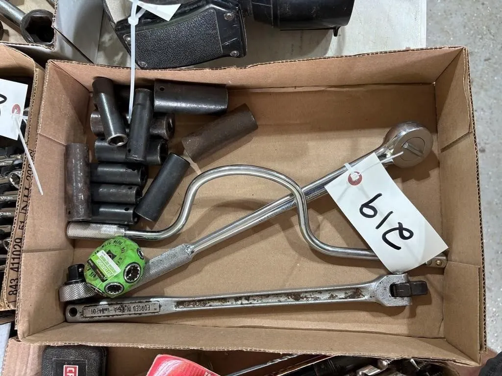 1/2" Drive Sockets, Breaker Bar