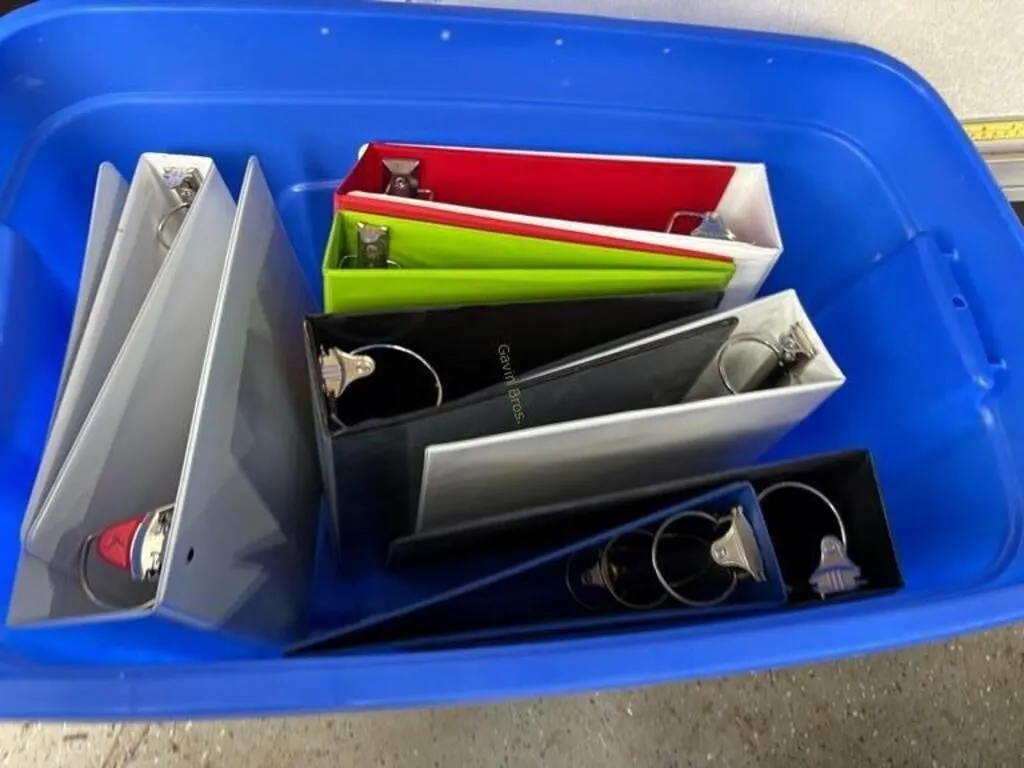 Tote of 3-Ring Binders