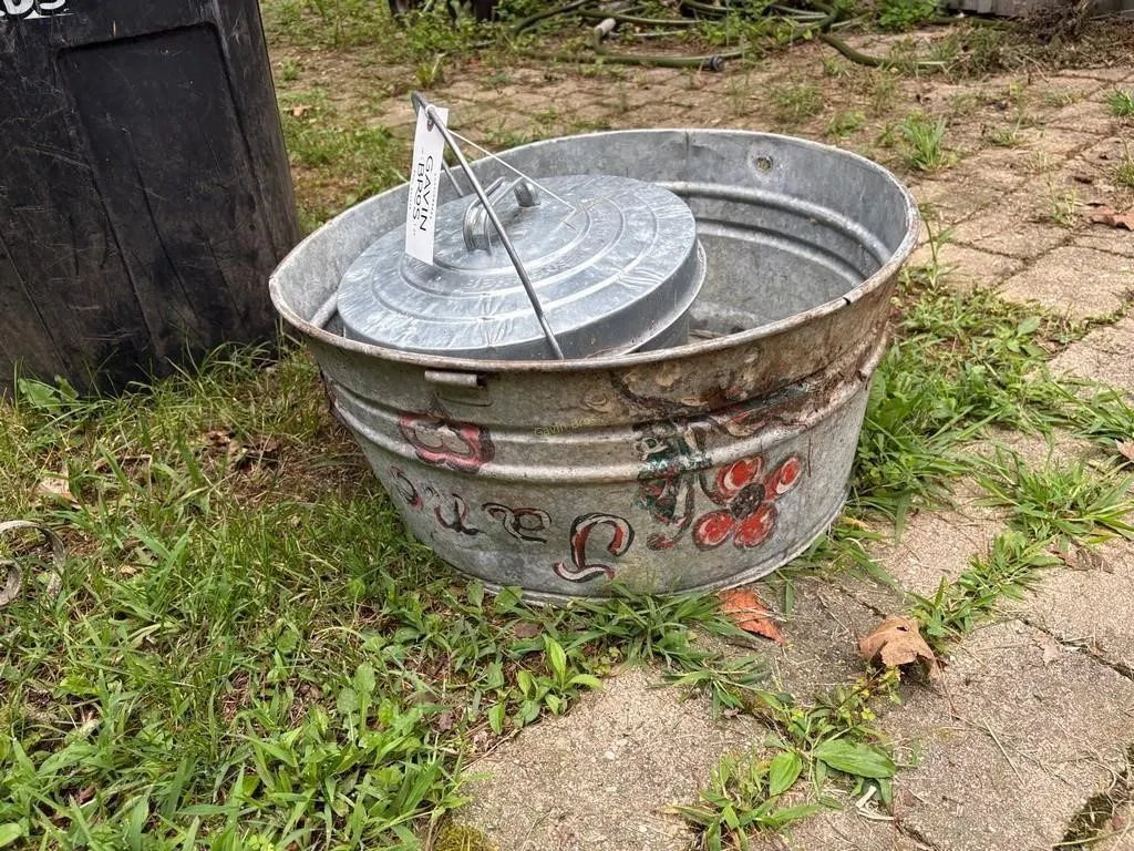 Wash Tub & Ash Bucket
