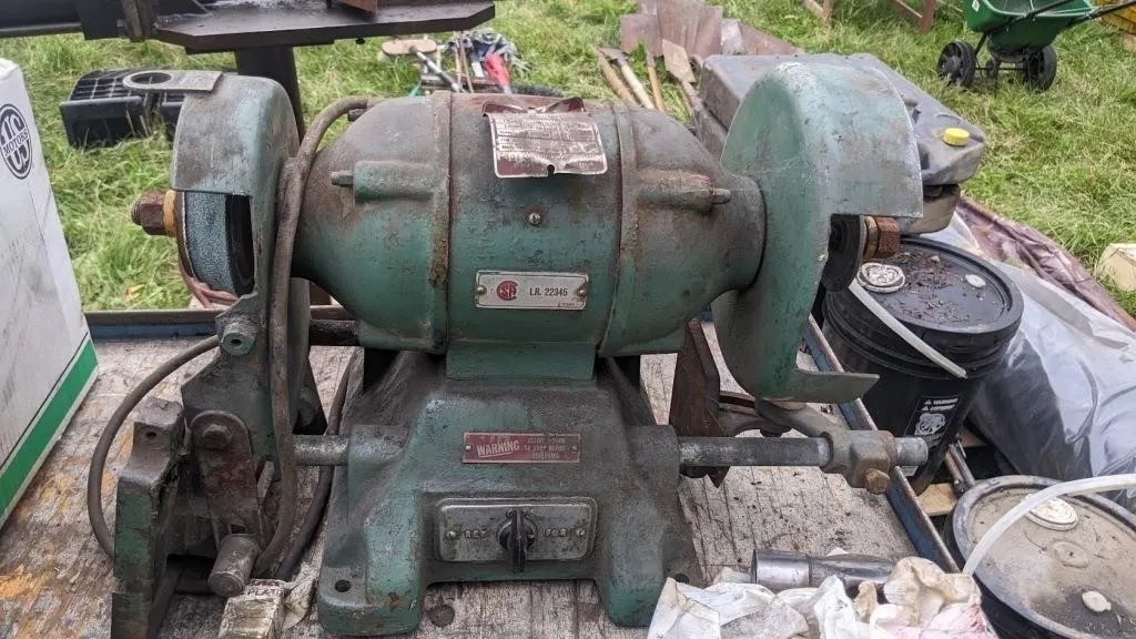 GMF H/D bench grinder