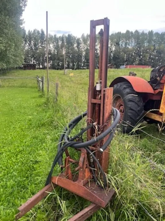 Schaffer front mount post pounder for tractor