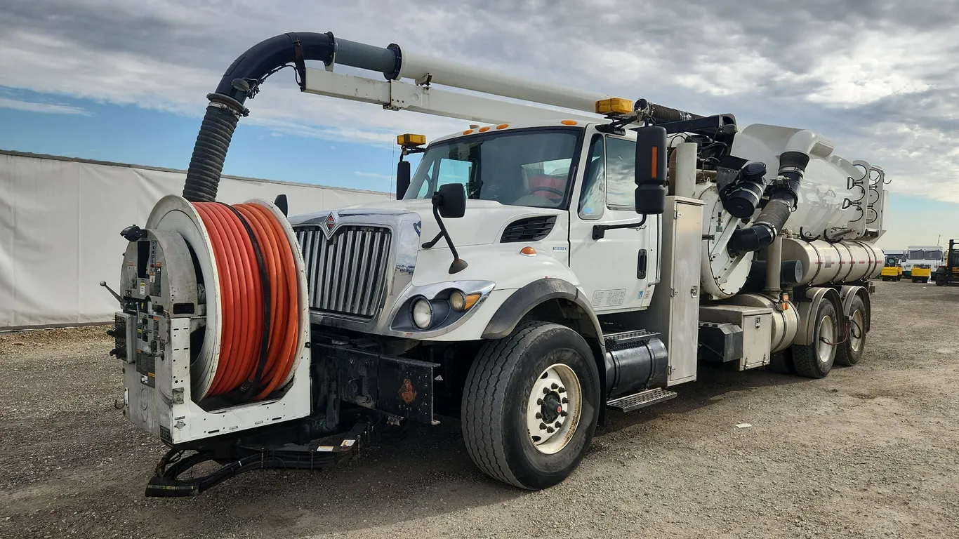 2011 International WorkStar 7500 T/A Sewer Vac Truck
