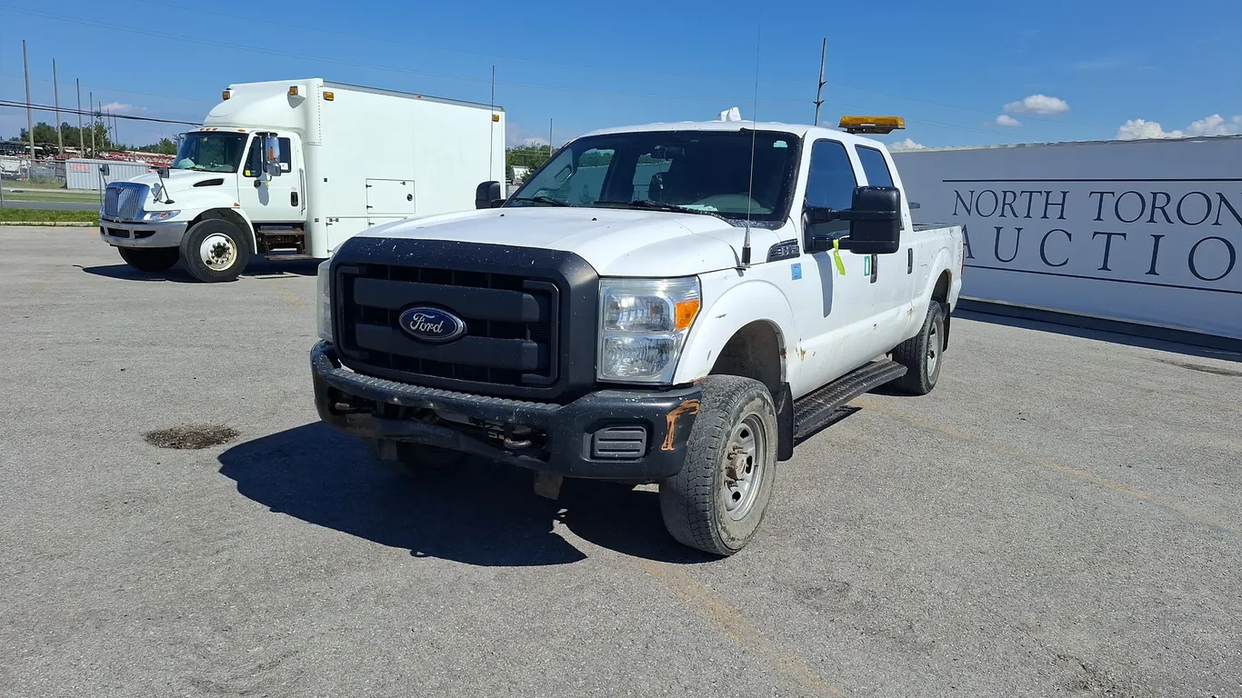 2016 Ford F-350 Super Duty 4x4 XL 4dr Crew Cab 6.8 ft. SB SRW Pickup 4x4