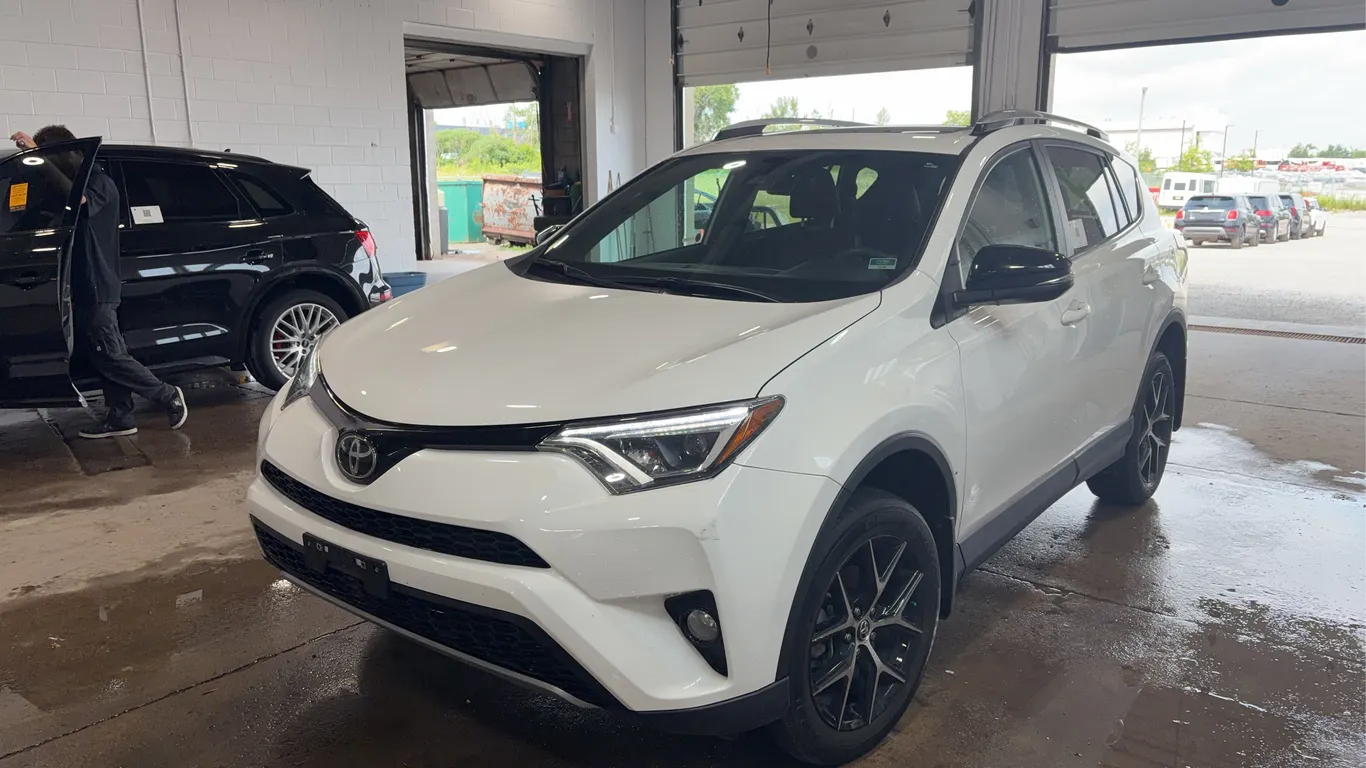 2017 Toyota RAV4 SE AWD