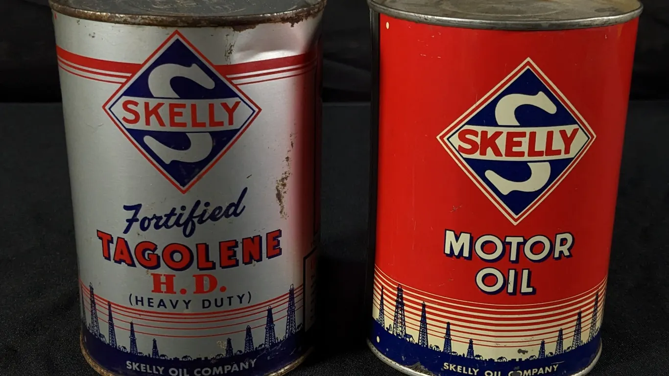 2 QUART OIL CANS SKELLY FORTIFIED TAGOLENE H.D. HEAVY DUTY