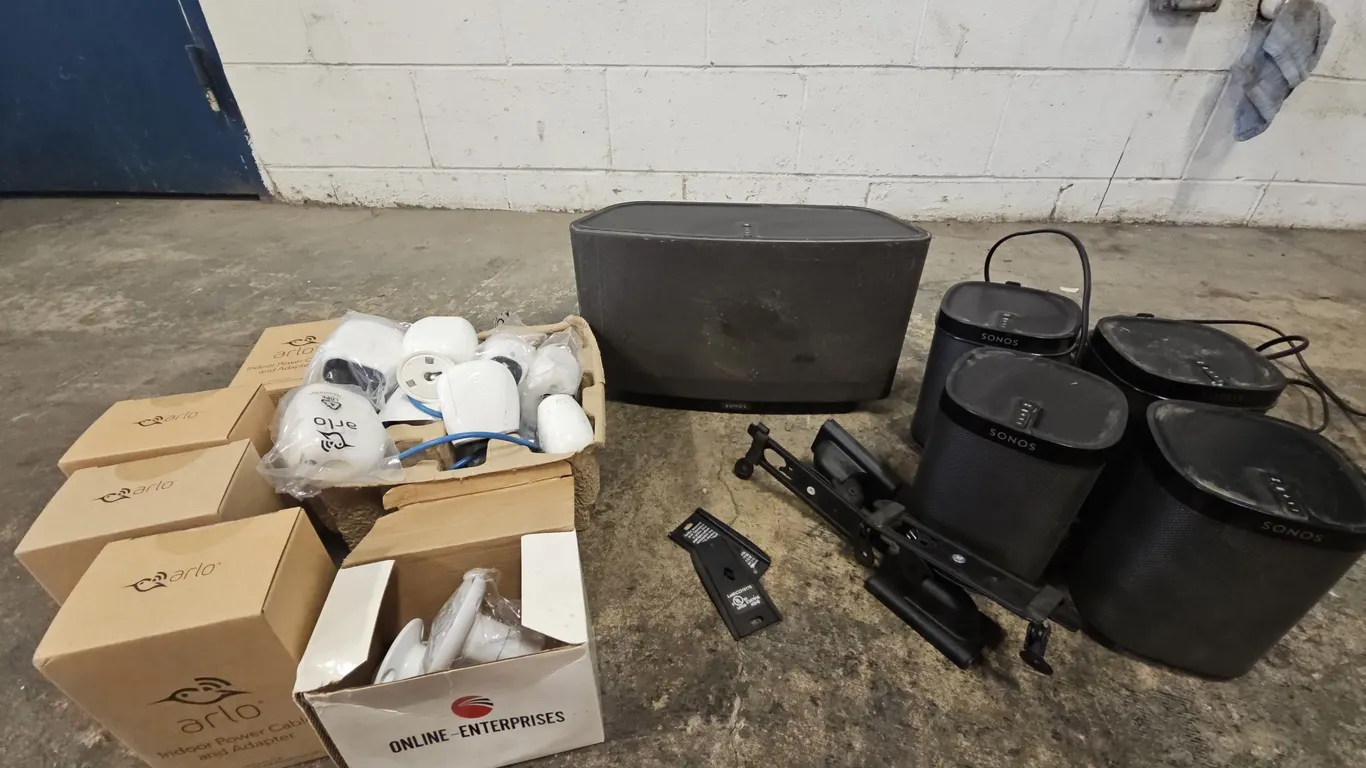 Arlo, Netgear & Sonos Lot