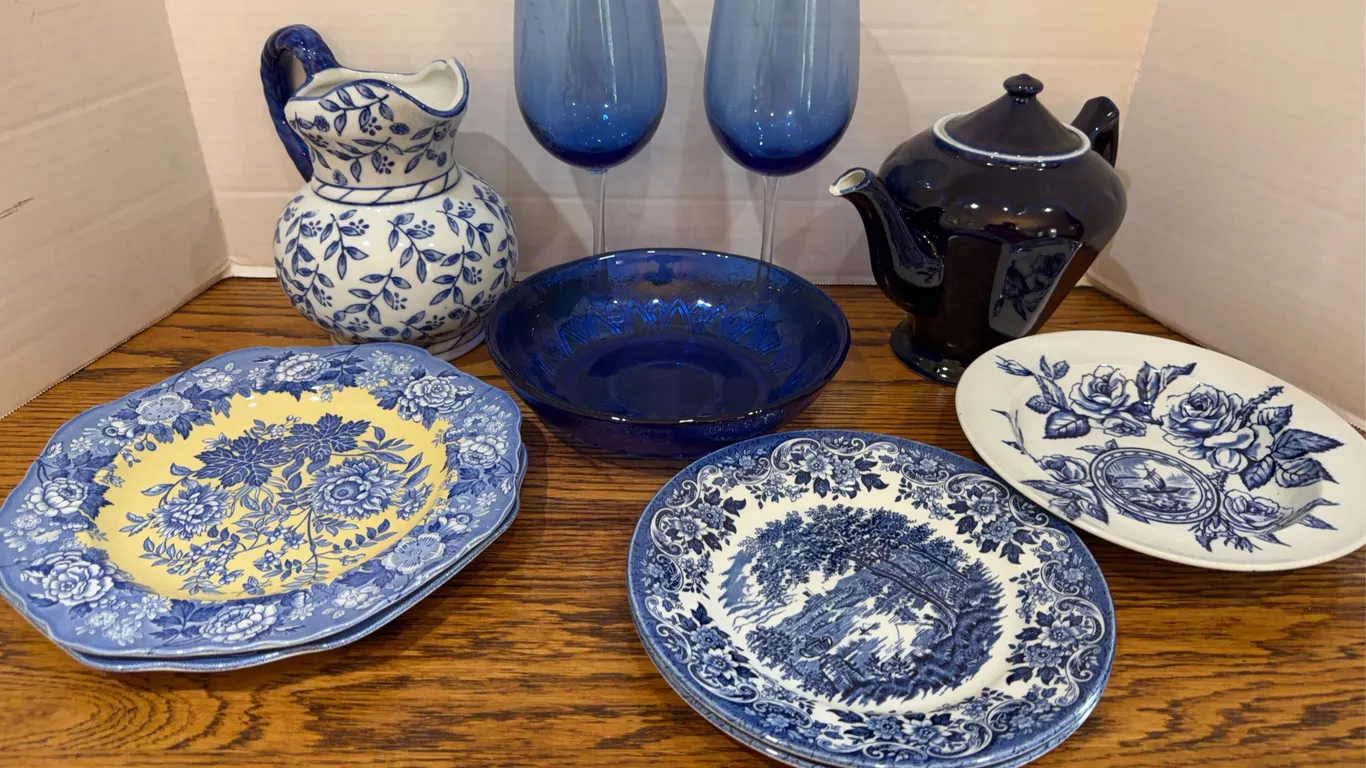 Blue & White Dining & Serving
