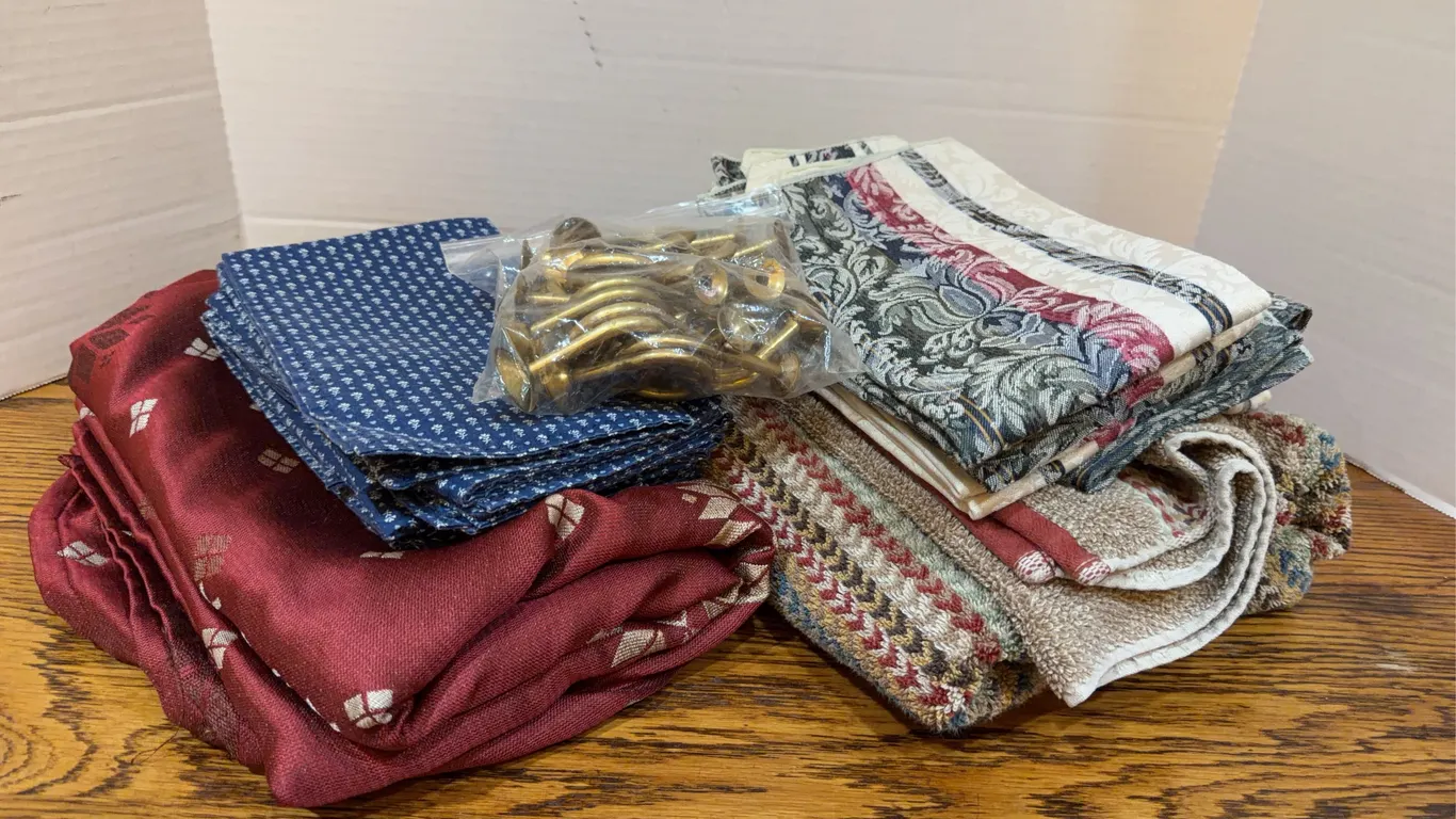 Table & Bath Linens