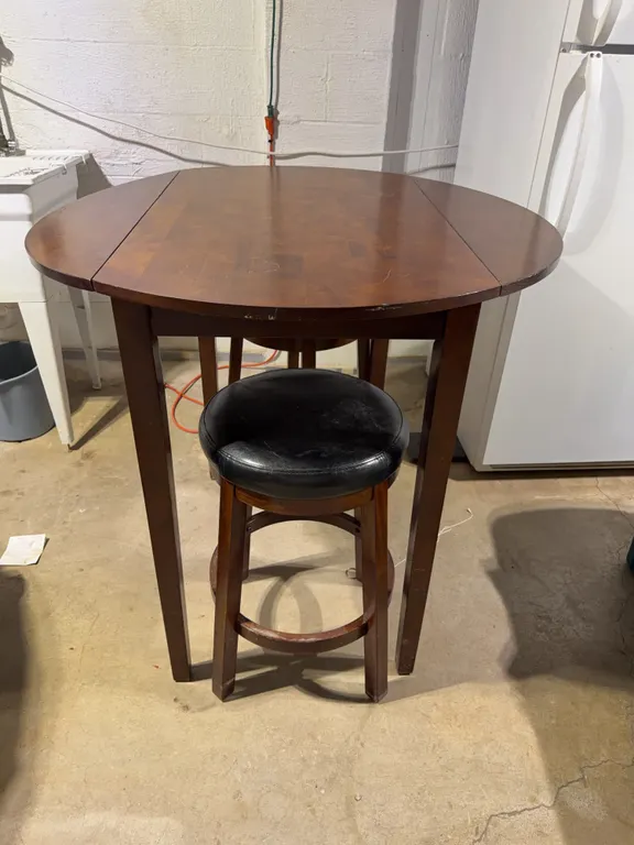 Drop-Leaf Table & Bar Stools
